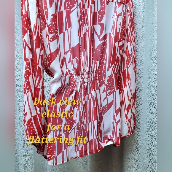 Abstract Print Front Button Long Sleeve Blouse - Picture 4 of 7